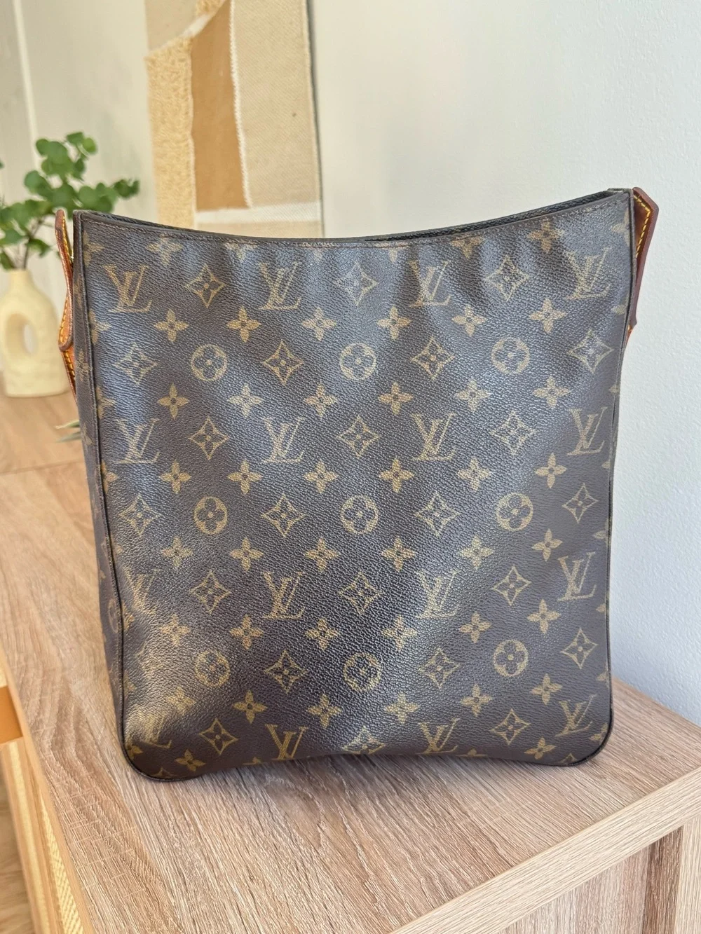 ✅AUTH✅LOUIS VUITTON LOOPING GM